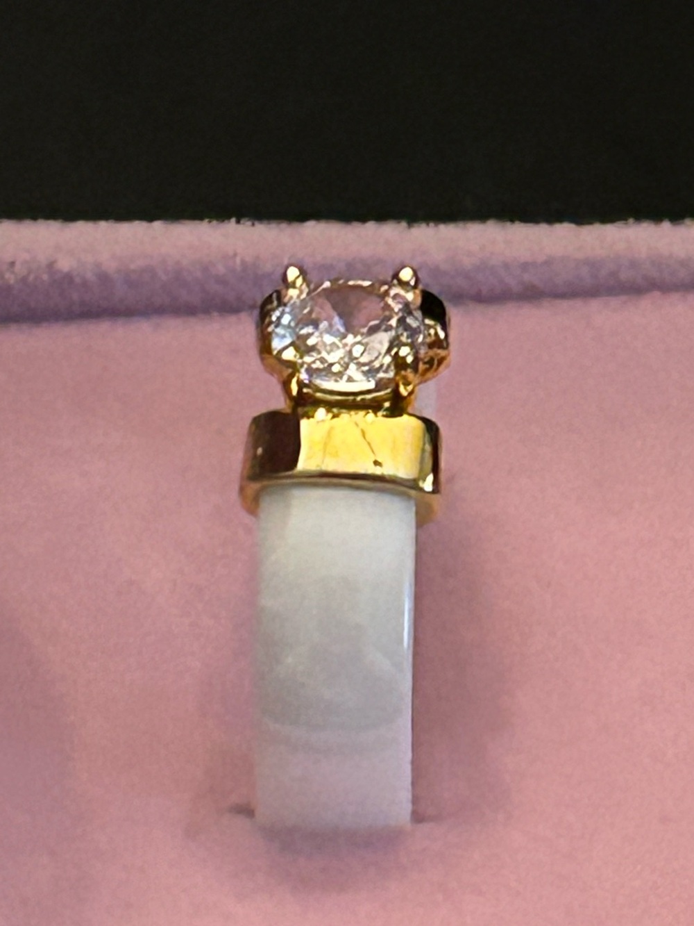 Unisex White Ceramic Ring with Gold Accents & Clear CZ Center Stone NWOT - Picture 7 of 8